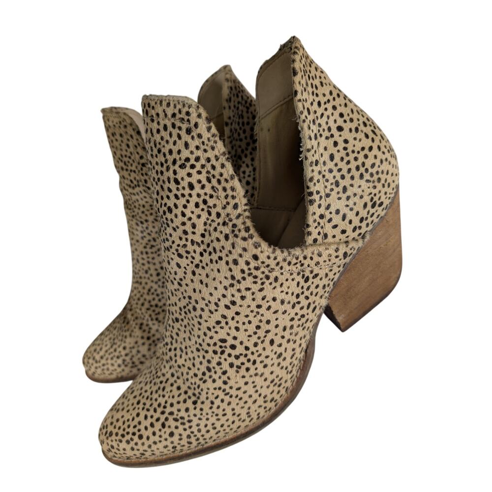 COCONUTS! CREAM & BLACK SPOTS GENUINE COWHIDE FUR, CHUNKY HEEL ANKLE BOOTS! 9.5M